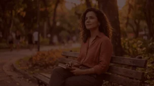 como para de atrair homens imaturos. mulher sentada no banco